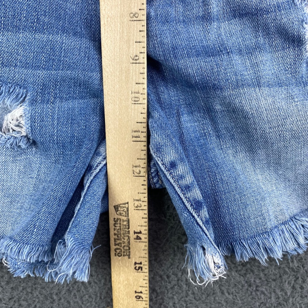 Cello Denim Shorts Womens Size 9 Blue Distressed Frayed Hem Ripped Casual - Picture 5 of 9